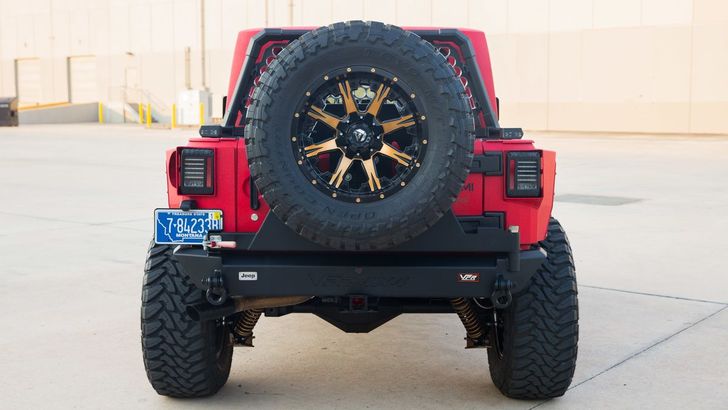 Кастомный пикап Jeep Wrangler