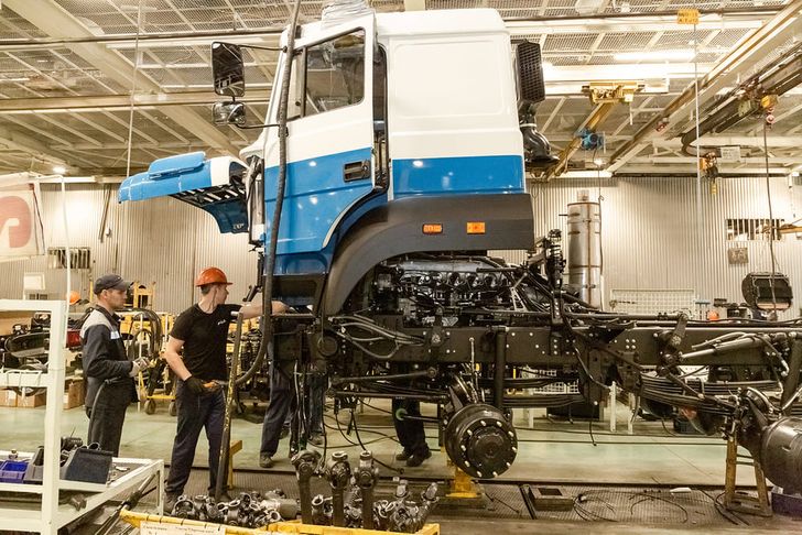 Производство Урал-9593