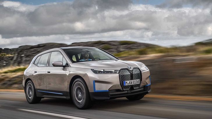 BMW iX