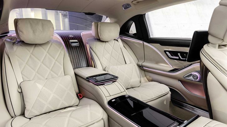 Интерьер Mercedes-Maybach S-Class
