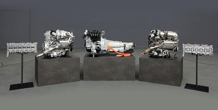 Mazda показала три новых мотора