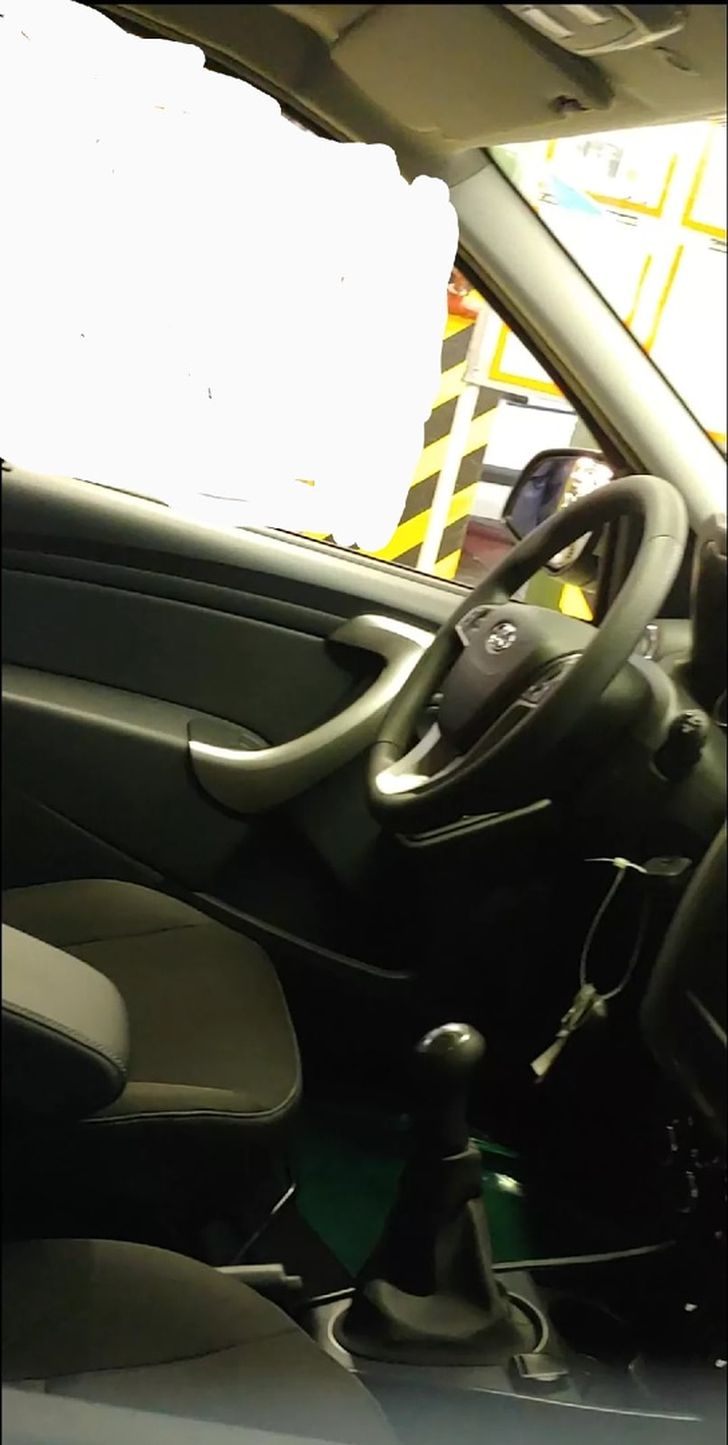 Салон Lada Largus FL