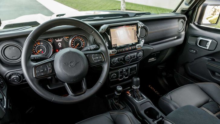 Салон Rezvani Hercules 6×6