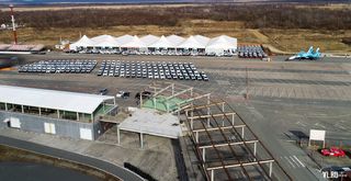 Стоянка с новыми Mazda