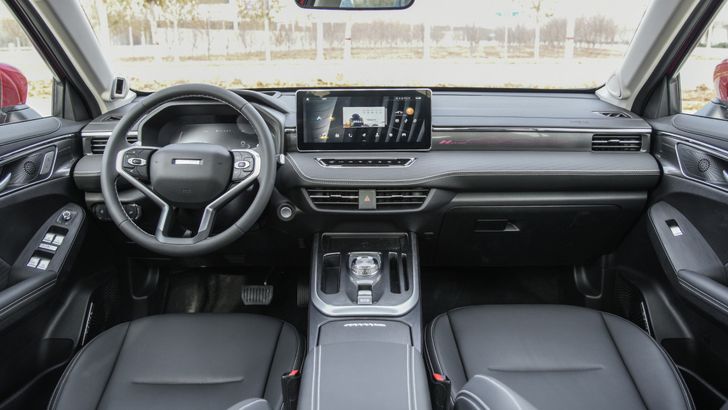 Интерьер Haval Chulian