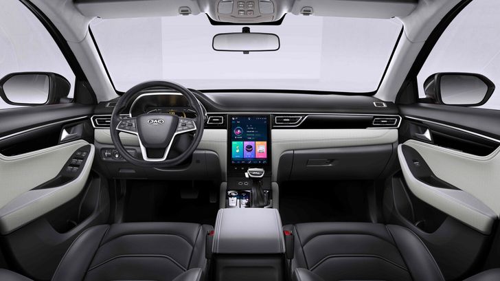 Интерьер JAC J7