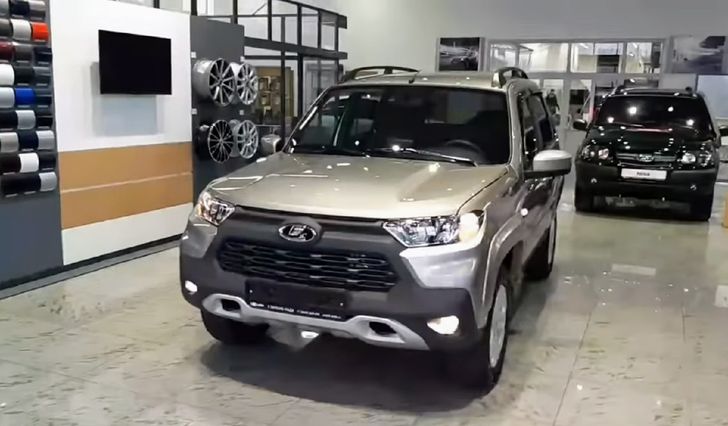 LADA Niva Travel у дилера