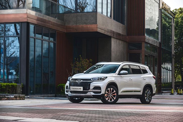 Китайский кроссовер Chery Tiggo 8 получил новый мотор в России