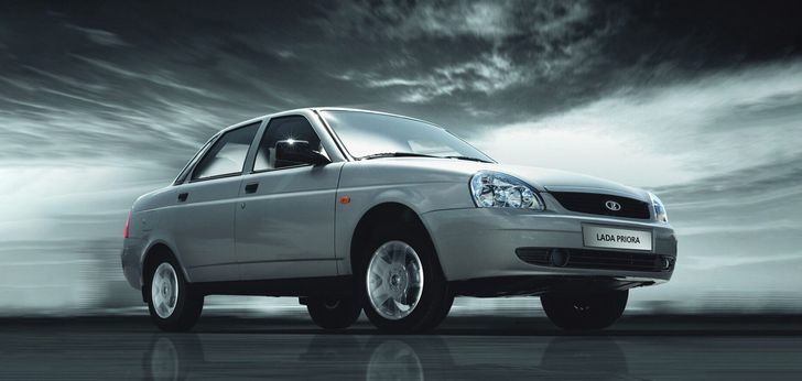 ТОП-3 дешевых б/у седанов с крепкой подвеской
