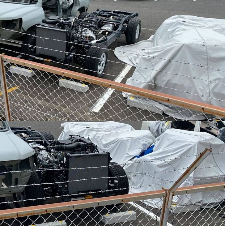 Шасси Toyota Land Cruiser 300