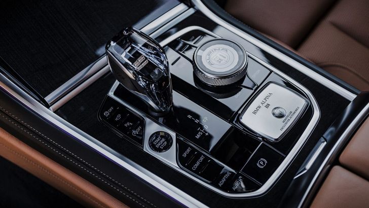 Интерьер Alpina B8 Gran Coupe