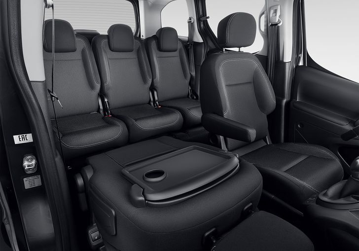 Интерьер Citroen Berlingo Multispace
