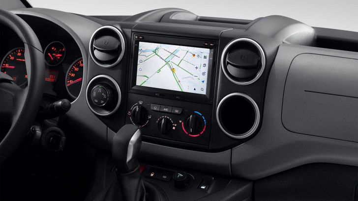 Интерьер Peugeot Partner Crossway