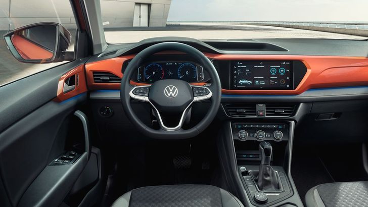 Интерьер Volkswagen Taos