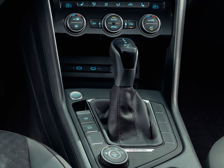 Интерьер Volkswagen Taos