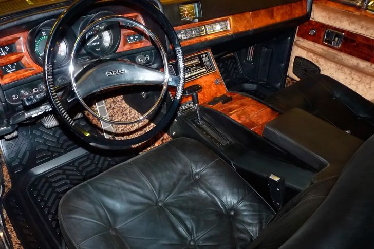 Лимузин ЗИЛ 4104