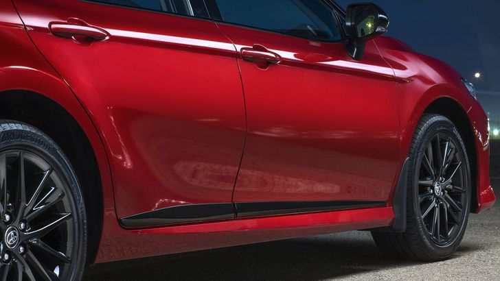 Toyota Camry GR Sport