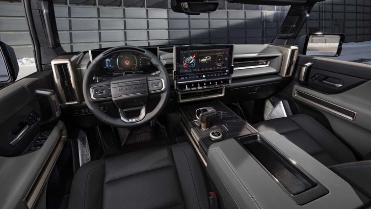 Интерьер GMC Hummer EV SUV