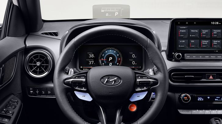 Интерьер Hyundai Kona N