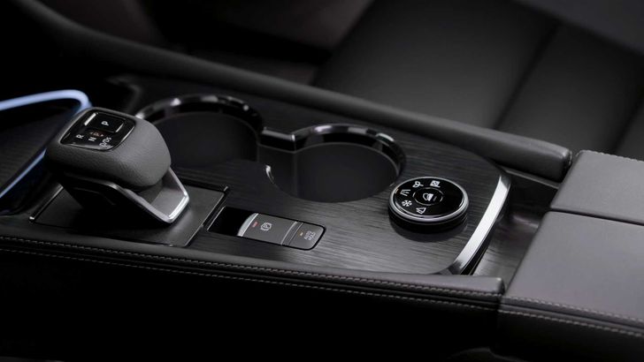 Интерьер Nissan X-Trail