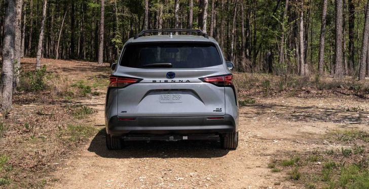 Toyota Sienna Woodland Special Edition