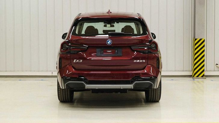 BMW iX3