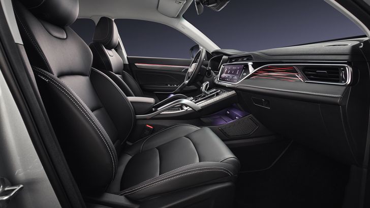 Интерьер Geely Atlas Pro
