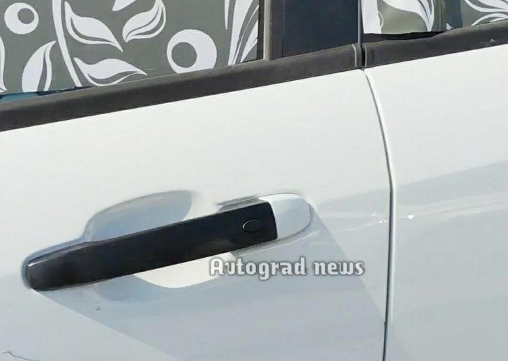 Прототип LADA Vesta FL