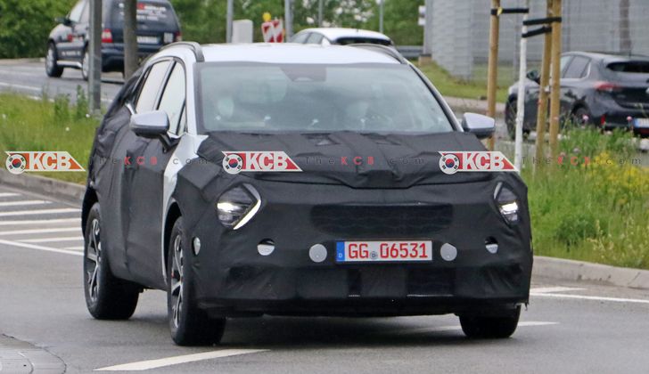 Компания Kia тестирует в Европе кроссовер Sportage нового поколения