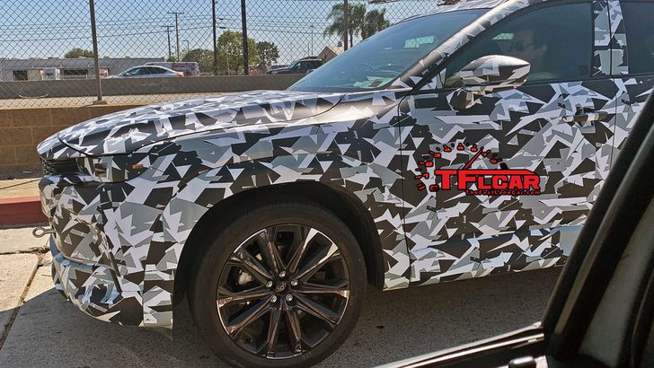 Mazda вывела на испытания кроссовер CX-5 нового поколения