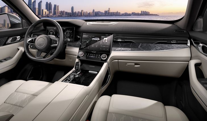 Интерьер Lynk&Co 09