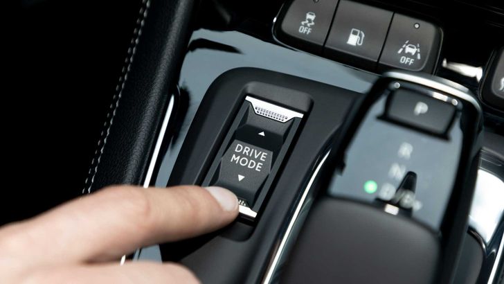 Интерьер Opel Grandland