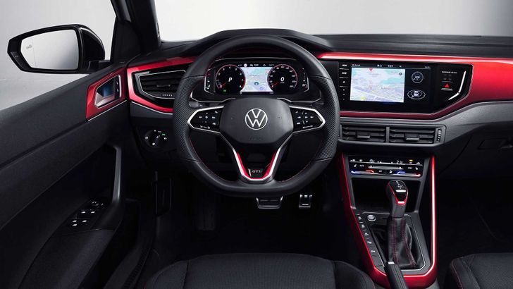 Интерьер Volkswagen Polo GTI