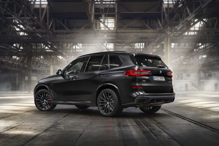 BMW X5 Black Vermilion Edition