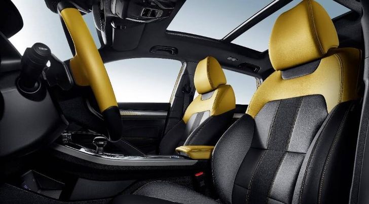 Интерьер Geely Coolray