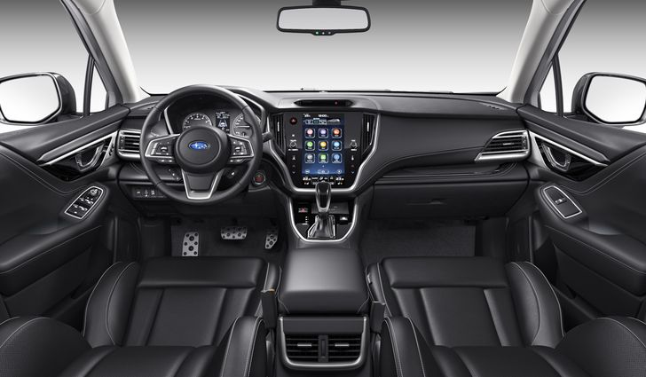 Интерьер Subaru Outback
