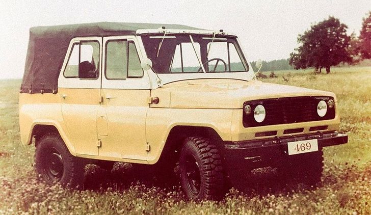 Завод УАЗ показал обновленную версию внедорожника УАЗ-469