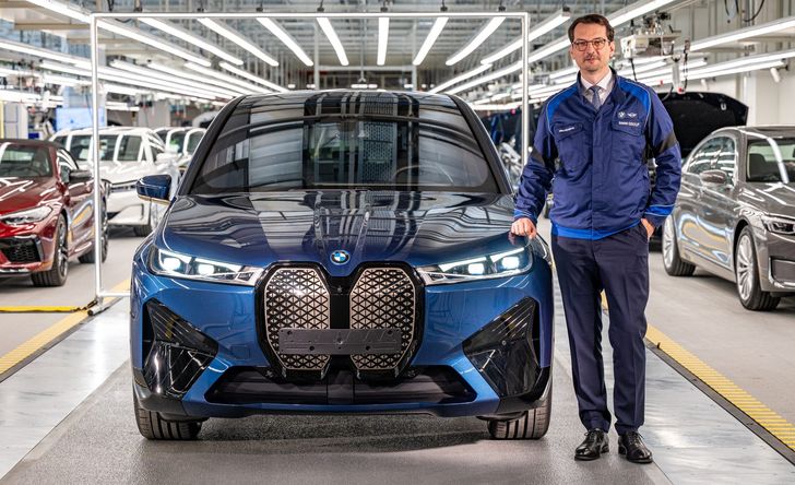 BMW может остановить производство в Германии в случае прекращения поставок газа из России