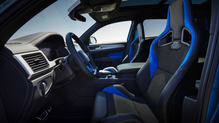 Салон Volkswagen Atlas Cross Sport GT