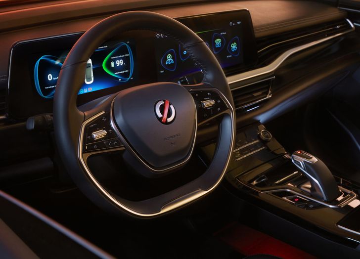 Интерьер Mobilize Limo