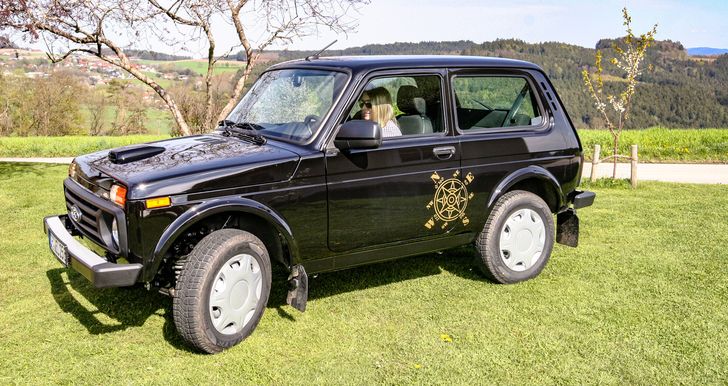В Германии внедорожник LADA Niva переделали в электрокар с запасом хода до 300 километров