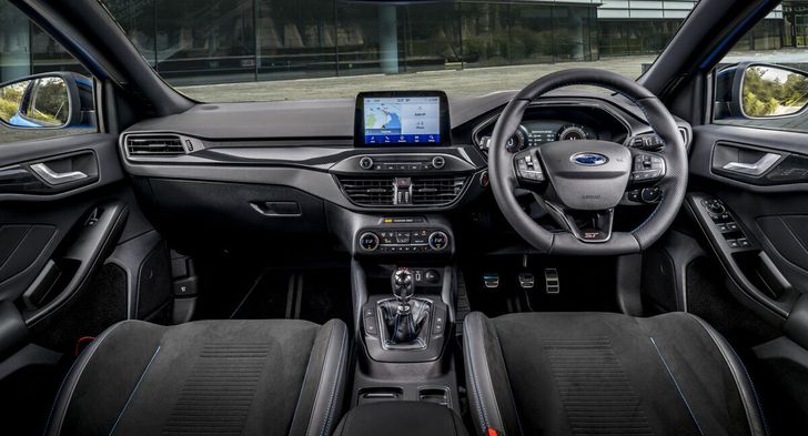 Интерьер Ford Focus ST Edition