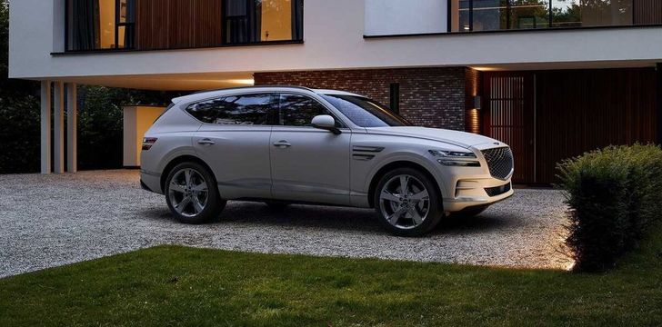 Корейский премиальный бренд Genesis представил обновленный кроссовер GV80 2022 года