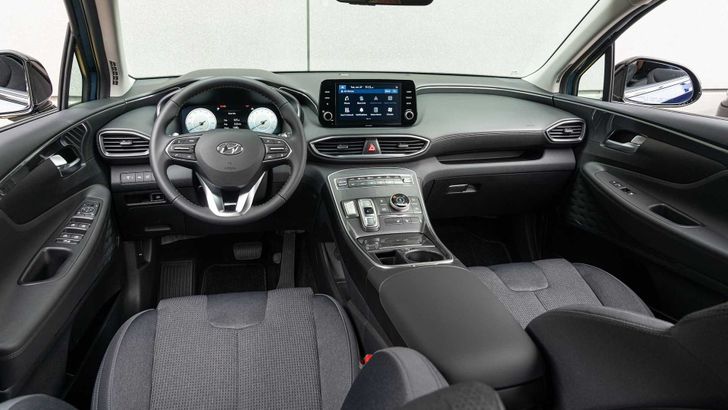 Интерьер Hyundai Santa Fe