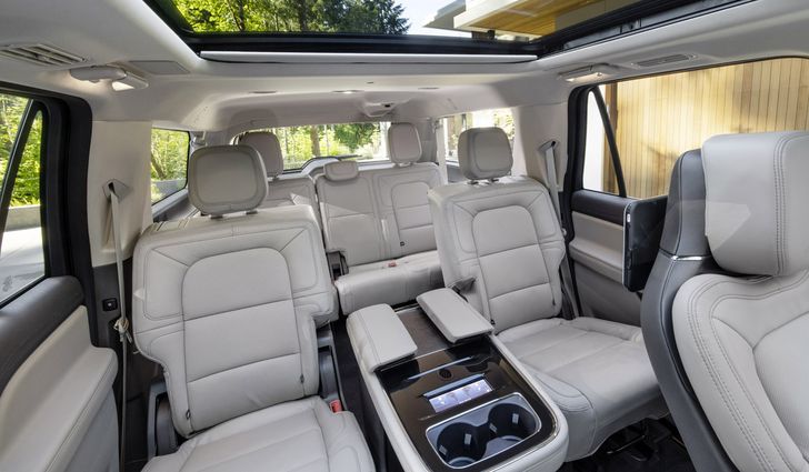 Интерьер Lincoln Navigator