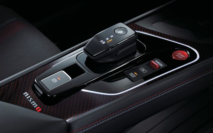 Интерьер Nissan Note Nismo