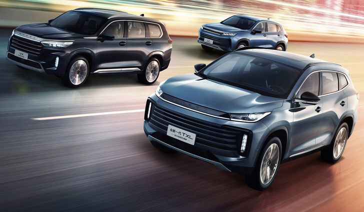 Доля SUV на российском рынке снова опустилась ниже 50%