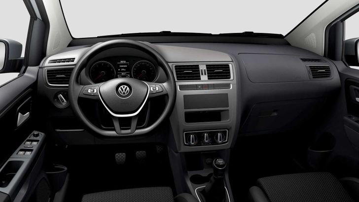 Volkswagen Fox без медиасистемы