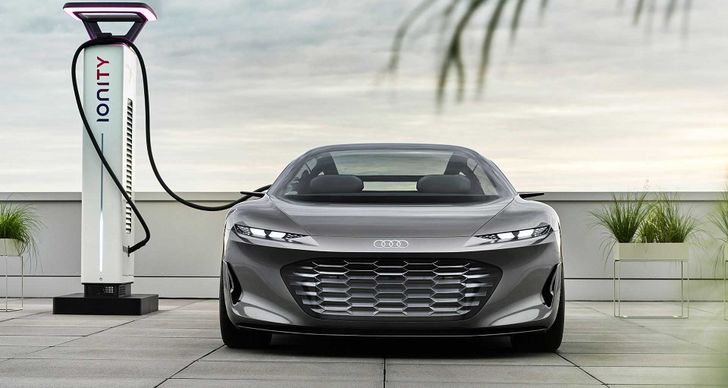 Стало известно, когда выйдет новая Audi A8