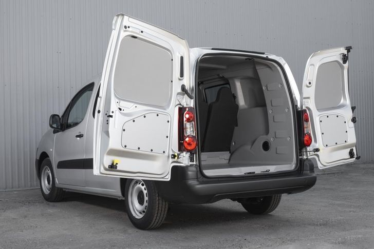 Грузопассажирский Peugeot Partner